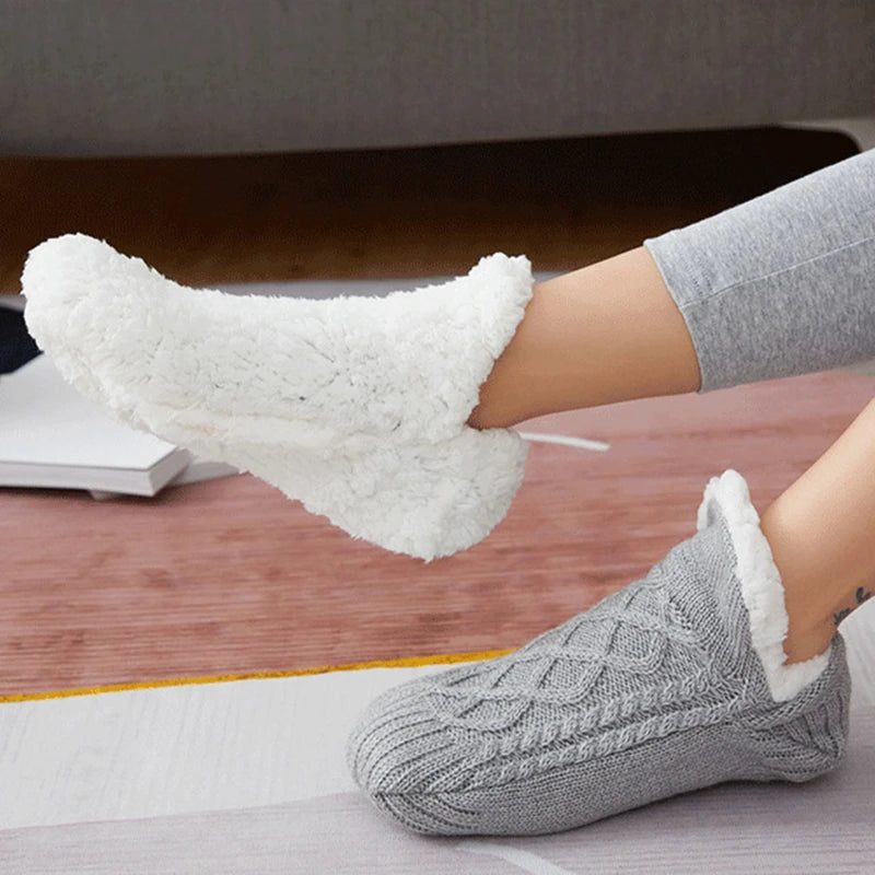 WarmFeet Fuzzy Slippers Thermal Unisex Slipper Socks - PulseParadise