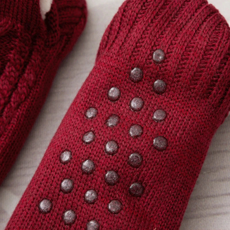WarmFeet Fuzzy Slippers Thermal Unisex Slipper Socks - PulseParadise