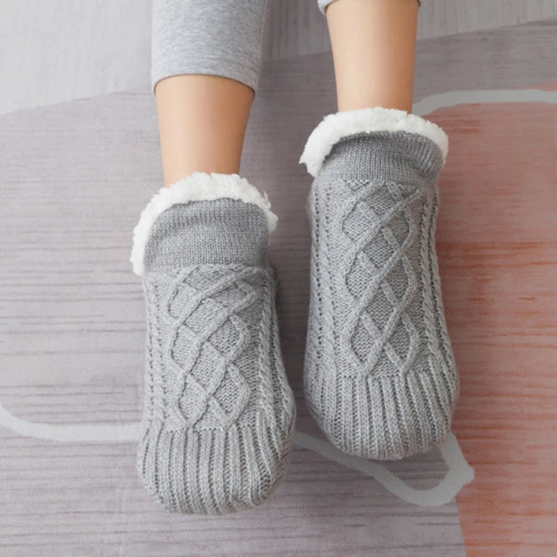 WarmFeet Fuzzy Slippers Thermal Unisex Slipper Socks - PulseParadise